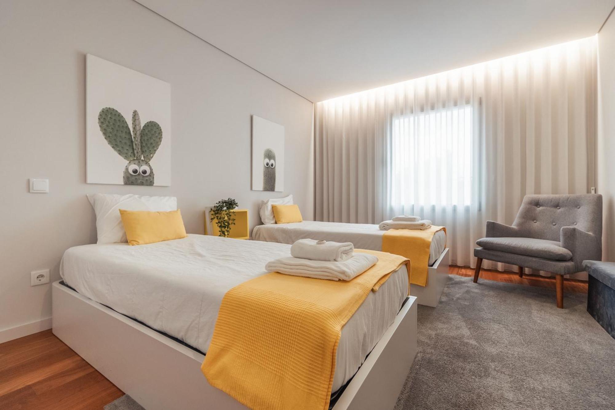 Porto & Douro Vista Apartments By Inviting Valbom  Exterior foto