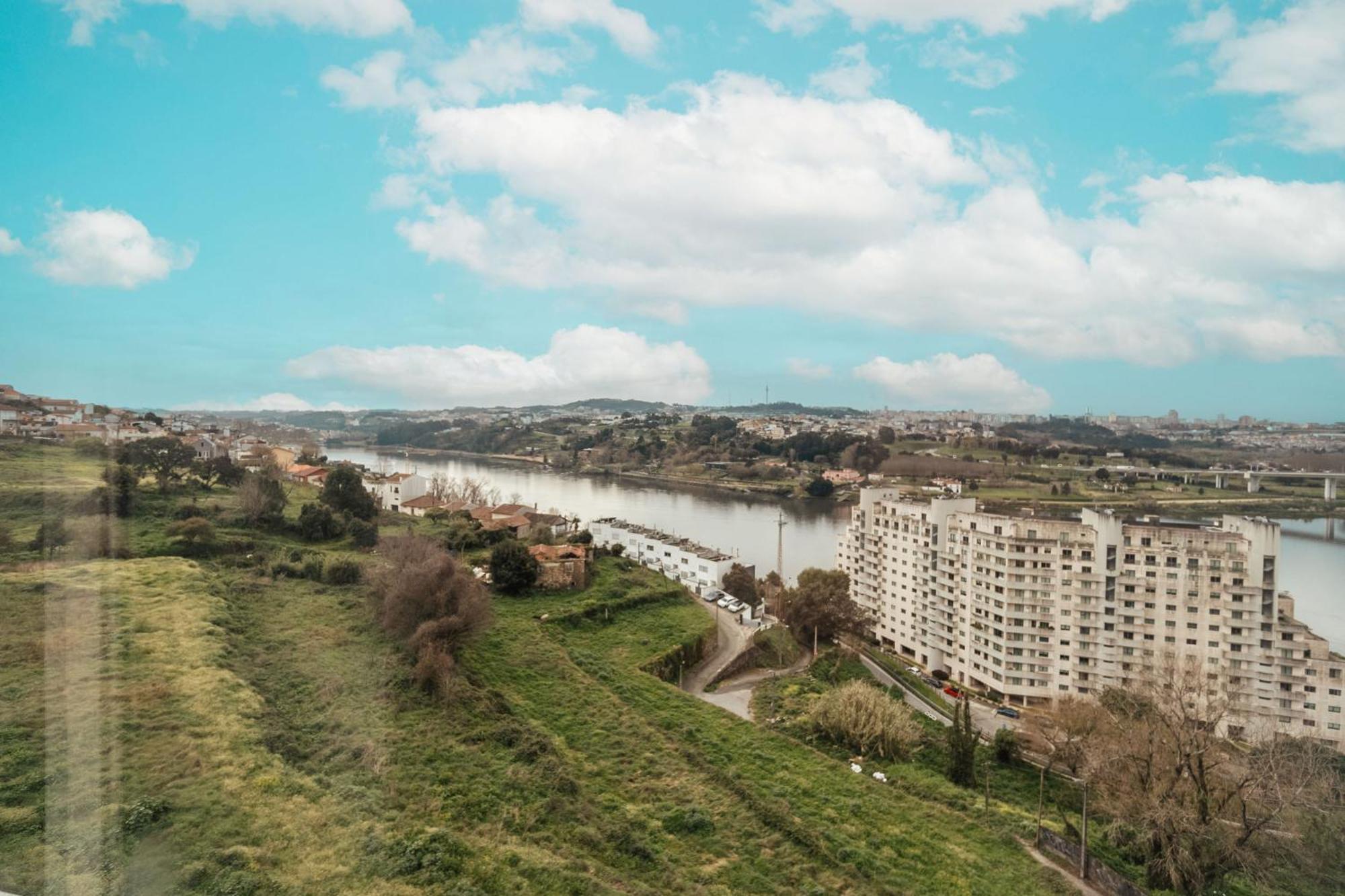 Porto & Douro Vista Apartments By Inviting Valbom  Exterior foto